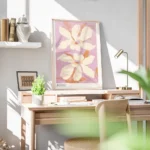 affiche de deux fleurs beige clair avec des petales ondules et des feuilles oran bureau.webp