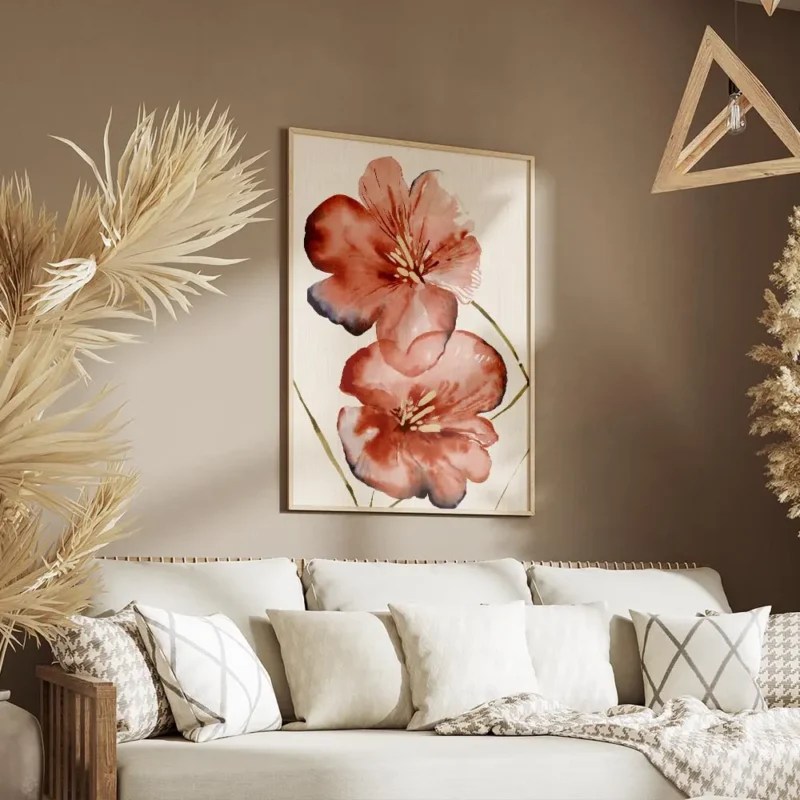 affiche de deux fleurs rouges corail aux nuances bleues et jaunes sur fond beige salon.webp