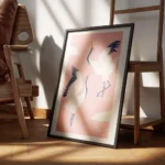 affiche de deux grues blanches dansantes avec des accents bleus et rouges sur un encadre.webp