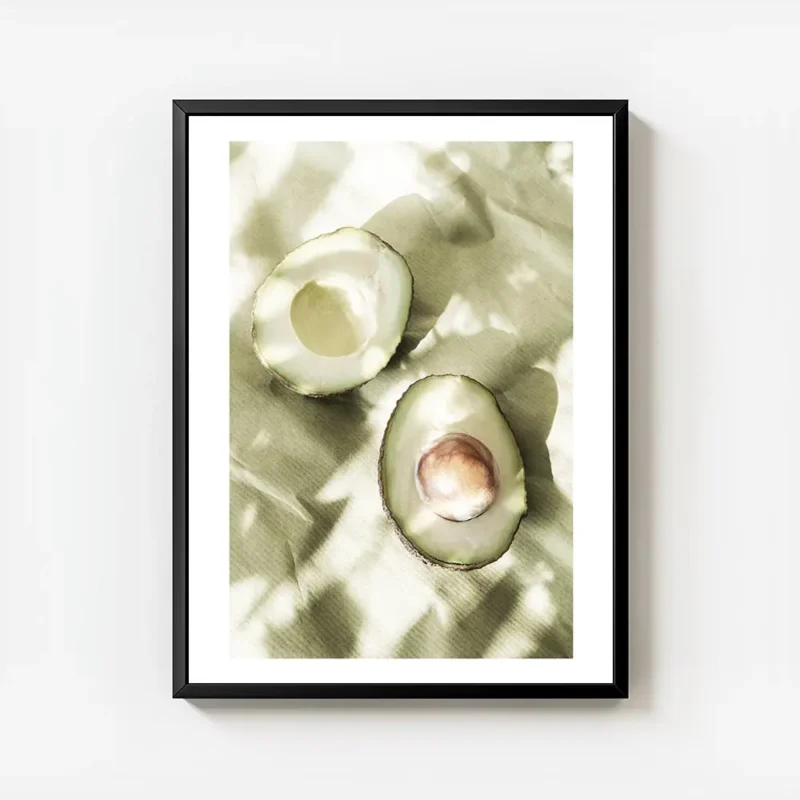 affiche de deux moities davocat sur papier vert avec des ombres creant des motif avec cadre.webp