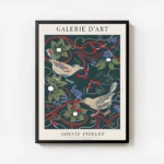 affiche de deux oiseaux colores sur des fleurs de noel et des baies rouges sur f avec cadre.webp