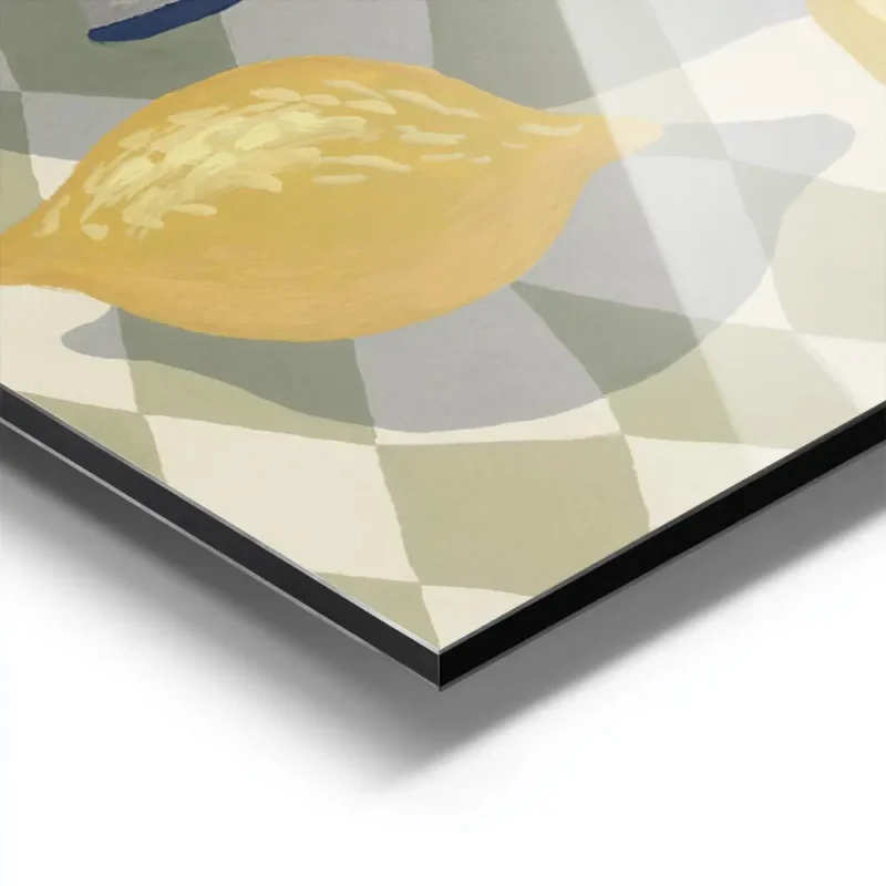 affiche de deux sardines sur une assiette avec un citron et des citrons coupes s aluminium.webp