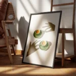 affiche de deux tasses de cafe vert sur soucoupes avec des ombres de mains sur l encadre.webp