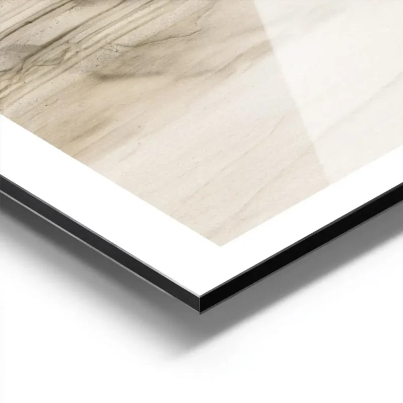 affiche de falaises de gres beige avec des couches horizontales et une echelle r aluminium.webp