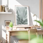 affiche de feuilles dagave vertes rapprochees avec un degrade de couleurs claire bureau.webp