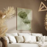 affiche de feuilles de ginkgo vertes avec des gouttes deau sur un fond apaisant salon.webp