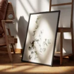 affiche de feuilles deucalyptus vertes sur fond gris clair photographie botaniqu encadre.webp