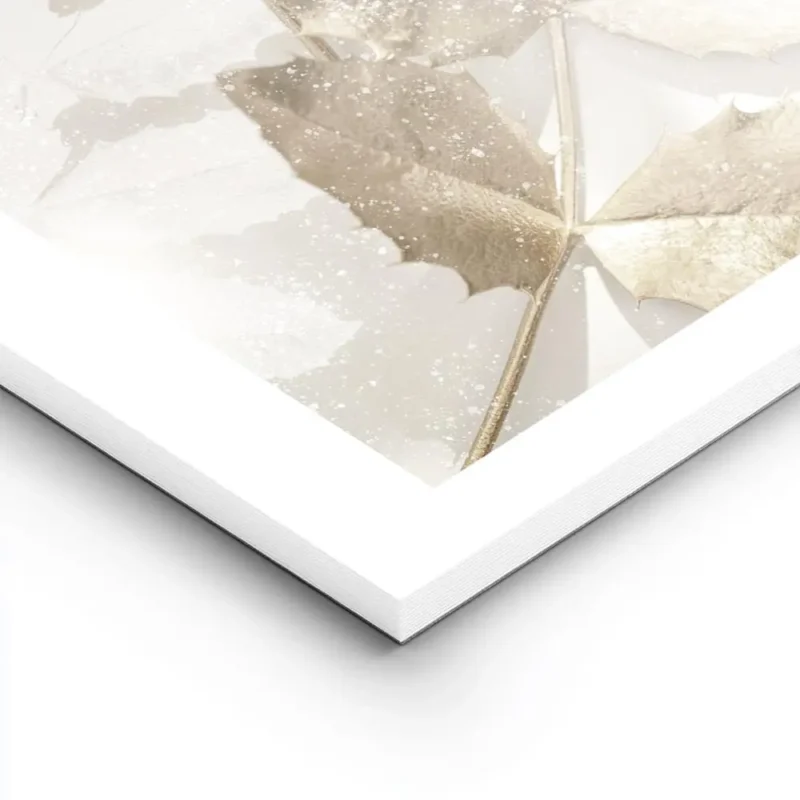 affiche de feuilles dorees festives avec des reflets scintillants sur fond blanc lightpanel.webp