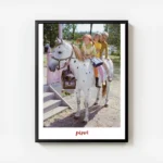 affiche de fifi brindacier avec annika et tommy souriants montes sur un cheval b avec cadre.webp