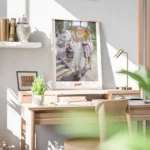 affiche de fifi brindacier avec annika et tommy souriants montes sur un cheval b bureau.webp