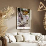 affiche de fifi brindacier avec annika et tommy souriants montes sur un cheval b salon.webp