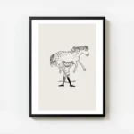 affiche de fifi brindacier soulevant son cheval illustration classique en noir e avec cadre.webp