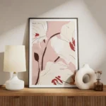 affiche de fleurs blanches avec des details rouges sur fond rose pale style pein meuble.webp