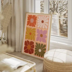 affiche de fleurs carrees graphiques aux couleurs vives salon beige.webp