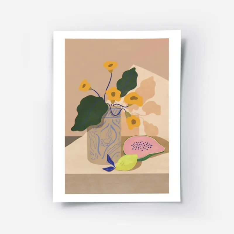 affiche de fleurs jaunes dans un vase beige avec des motifs bleus a cote dune pa.webp
