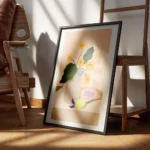 affiche de fleurs jaunes dans un vase beige avec des motifs bleus a cote dune pa encadre.webp